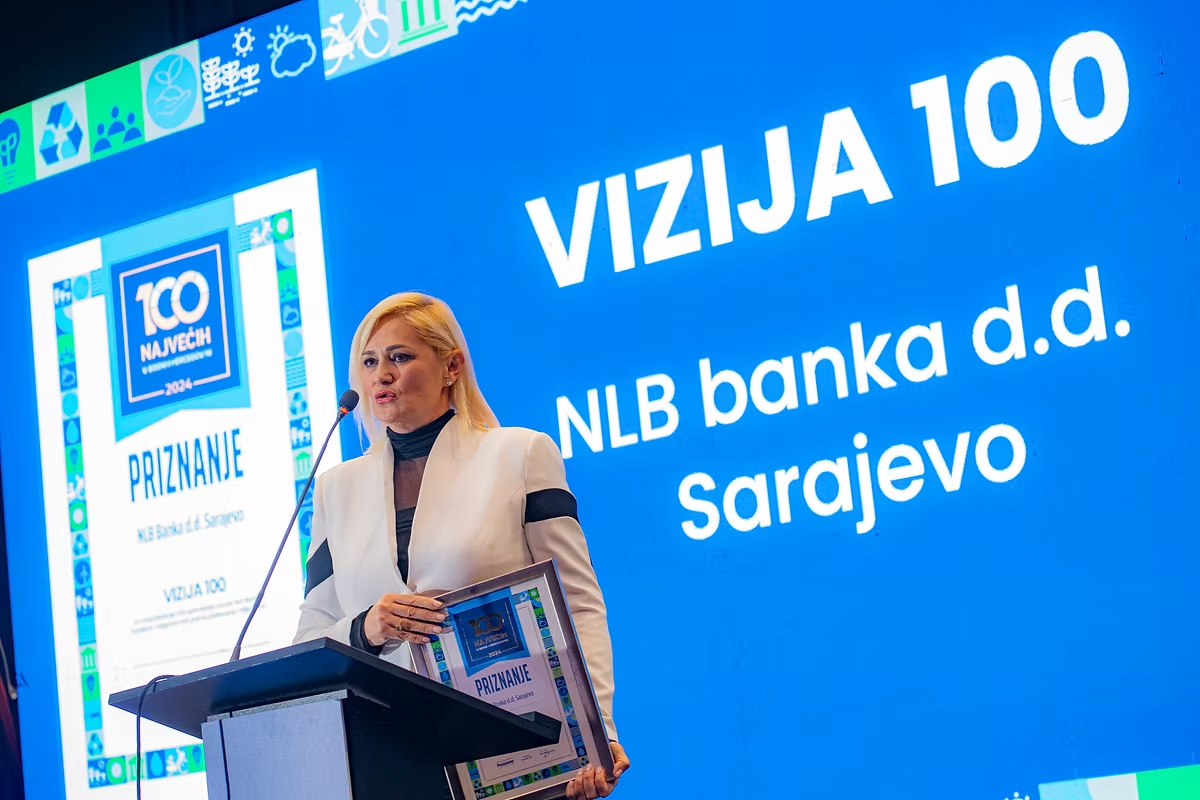 Priznanje VIZIJA 100 na prezentaciji